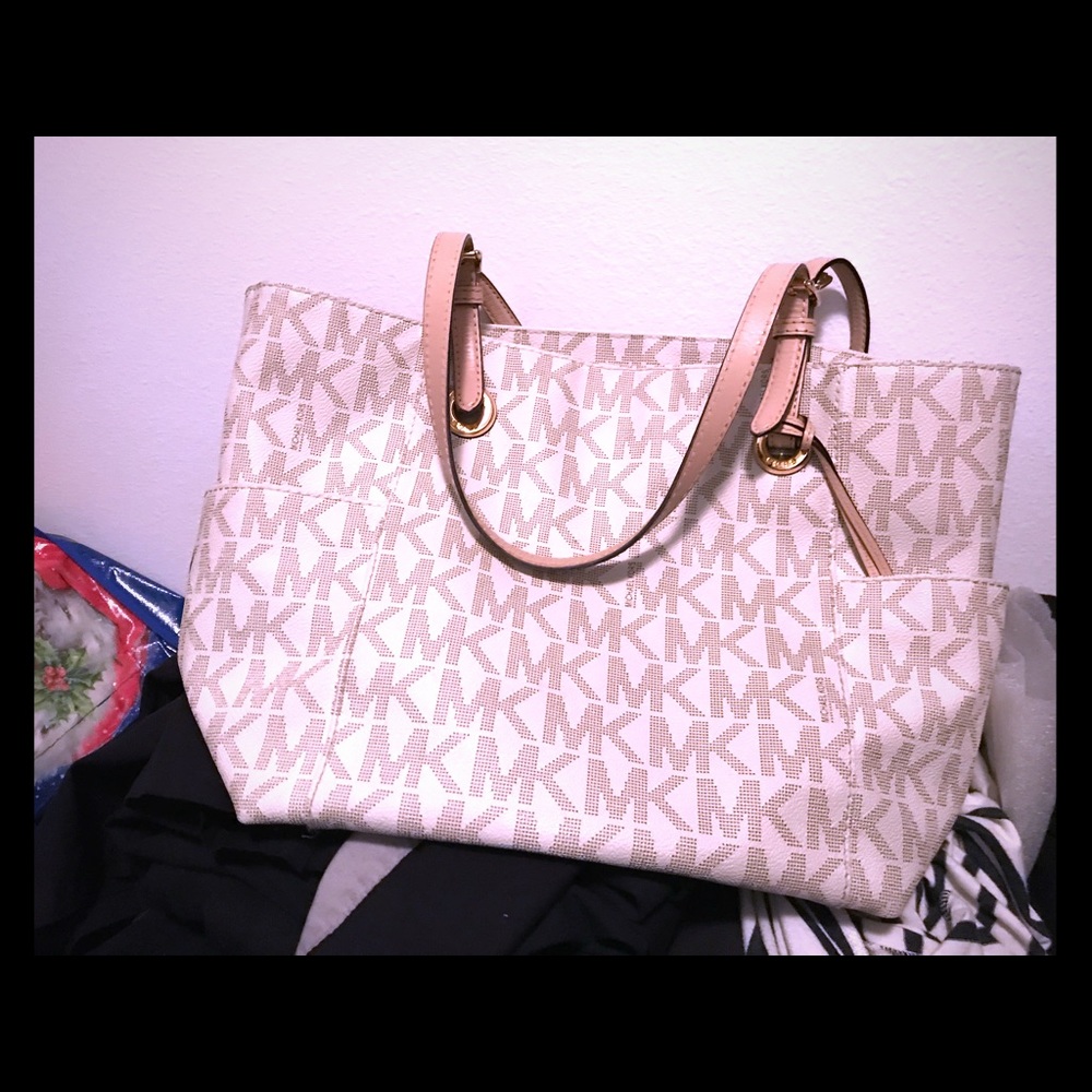 Authentic Michael Kors like new